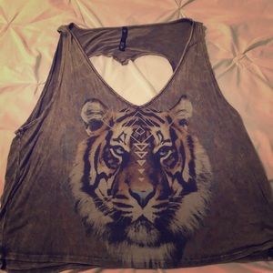 Heart shaped, cut out loose fit top